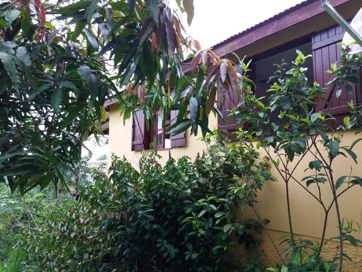 Villa Ponm Kann'L Deshaies Buitenkant foto